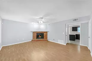 4000 Sand Wedge Cir, Kennesaw, GA 30144 - Photo 4