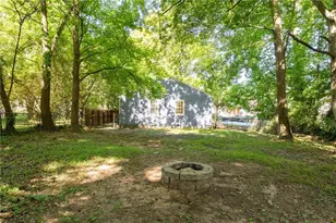 2816 Defoors Ferry Rd NW, Atlanta, GA 30318 - Photo 18
