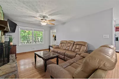 1873 Raintree Court, Snellville, GA 30078 - Photo 10