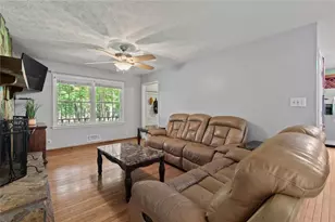 1873 Raintree Ct, Snellville, GA 30078 - Photo 10