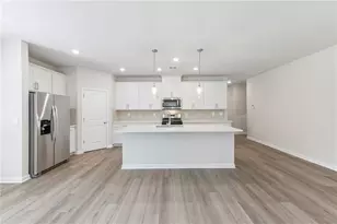 561 Tallulah Ln, Grayson, GA 30017 - Photo 16
