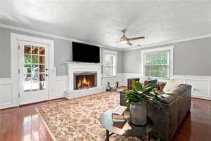 1801 N Chestnut Grove Dr, Marietta, GA 30066 - Photo 6