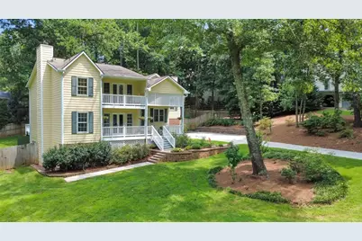 11675 Highland Colony Drive, Roswell, GA 30075 - Photo 8