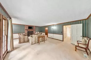 11675 Highland Colony Dr, Roswell, GA 30075 - Photo 2
