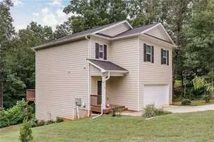 103 Three Rivers Ct, Hull, GA 30646 - Photo 2