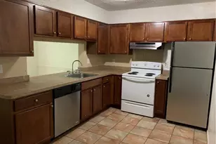 913 Seasons Pkwy, Norcross, GA 30093 - Photo 2