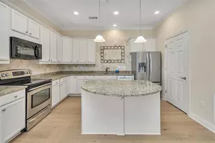 1301 Grand View Dr, Saint Simons, GA 31522 - Photo 10