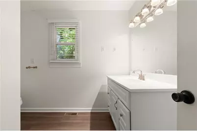 220 Woods Drive  NE, Marietta, GA 30060 - Photo 28
