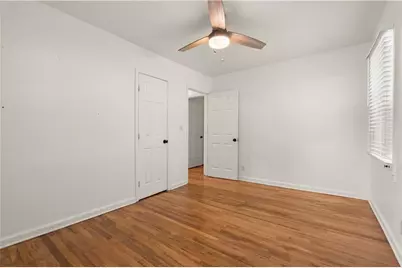 220 Woods Drive  NE, Marietta, GA 30060 - Photo 32