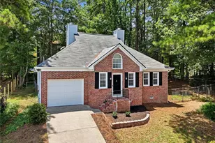 1632 Oakwood Ct, Marietta, GA 30066 - Photo 2