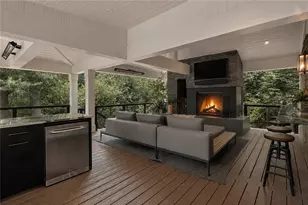 1164 Bonview Ln NE, Atlanta, GA 30324 - Photo 32