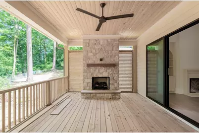 3796 Watkins Place NE, Atlanta, GA 30319 - Photo 10