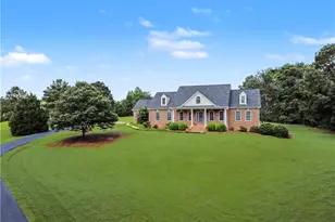 1681 Jett Roberts Rd, Jefferson, GA 30549 - Photo 2