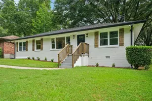 24 Mobley Dr, Atlanta, GA 30315 - Photo 2