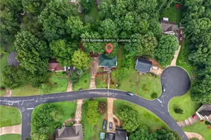 7015 Bannister Park Ln, Cumming, GA 30028 - Photo 6
