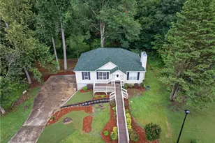 7015 Bannister Park Ln, Cumming, GA 30028 - Photo 8