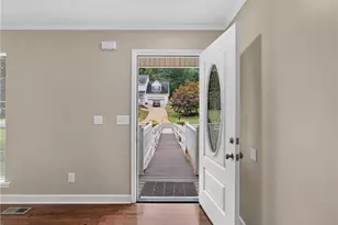 7015 Bannister Park Ln, Cumming, GA 30028 - Photo 12