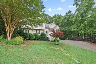 122 Brookhaven Ln, Canton, GA 30114 - Photo 2