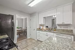 122 Brookhaven Ln, Canton, GA 30114 - Photo 10