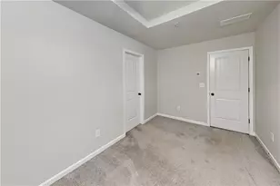 2891 Bayrose Cir, East Point, GA 30344 - Photo 10
