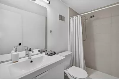 2965 Pharr Court South NW #319, Atlanta, GA 30305 - Photo 18