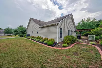 305 Victory Circle, Commerce, GA 30529 - Photo 32