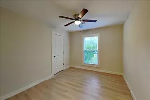 1402 Mountain Overlook Ct, Marietta, GA 30066 - Photo 12