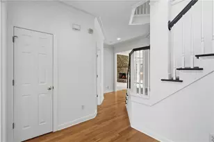 4204 Balmoral Glen Dr, Peachtree Corners, GA 30092 - Photo 6