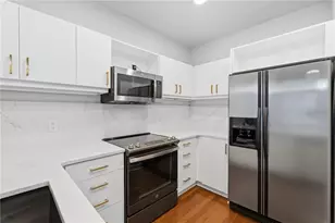 390 17th Street NW, Atlanta, GA 30363 - Photo 2