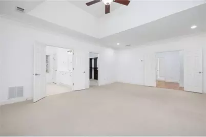5468 Wentworth Street, Sandy Springs, GA 30342 - Photo 6