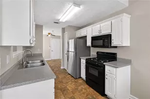 2312 Sugarleaf Trl, Hampton, GA 30228 - Photo 16