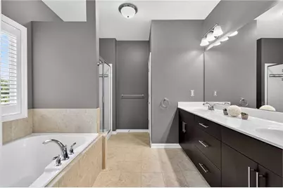 1596 Habershal Road NW, Atlanta, GA 30318 - Photo 32