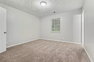 5487 Hall Cir, Union City, GA 30291 - Photo 10