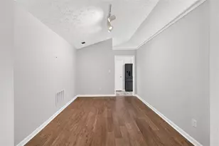 490 Sunnyside Dr, Lawrenceville, GA 30044 - Photo 20