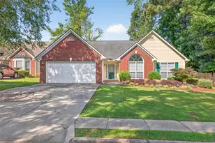 490 Sunnyside Dr, Lawrenceville, GA 30044 - Photo 2