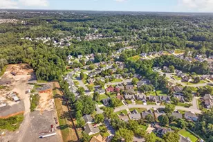 490 Sunnyside Dr, Lawrenceville, GA 30044 - Photo 48