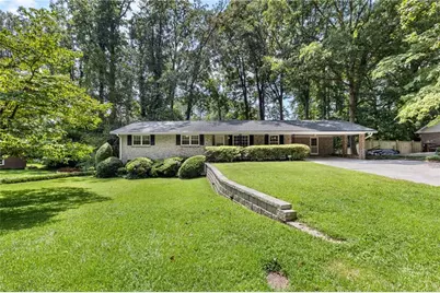 660 Grove Parkway SE, Marietta, GA 30067 - Photo 1