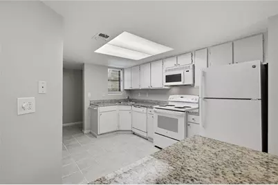2183 Surrey Court SE, Marietta, GA 30067 - Photo 4