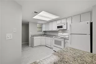 2183 Surrey Ct SE, Marietta, GA 30067 - Photo 4