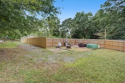 5202 Groovers Landing Road SE, Acworth, GA 30101 - Photo 16