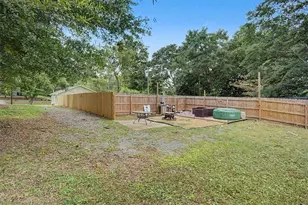 5202 Groovers Landing Rd SE, Acworth, GA 30101 - Photo 18