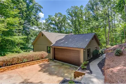 5544 Hidden Harbor Trail, Gainesville, GA 30504 - Photo 2