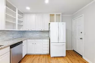 346 Carpenter Dr, Atlanta, GA 30328 - Photo 12