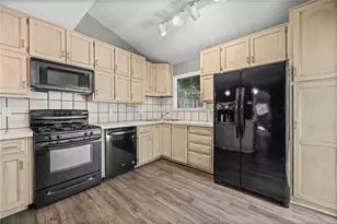 1831 D'Youville Ln, Atlanta, GA 30341 - Photo 8