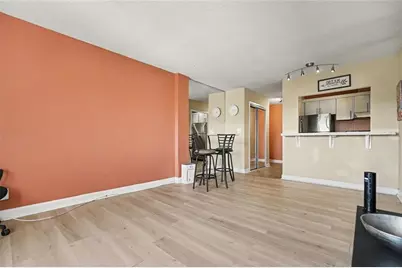 2285 Peachtree Road NE #909, Atlanta, GA 30309 - Photo 4