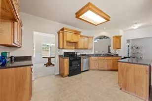 311 Crossroads Dr, Social Circle, GA 30025 - Photo 12