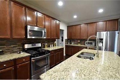 1805 Kingsbridge Court, Suwanee, GA 30024 - Photo 4