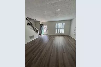 2907 Queen Anne Court, Atlanta, GA 30350 - Photo 4