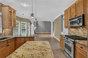 6010 Georgetown Park Dr, Norcross, GA 30071 - Photo 10