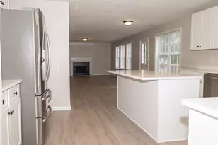 1860 Pinehurst View Dr, Grayson, GA 30017 - Photo 6